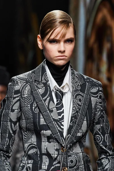 Look 226